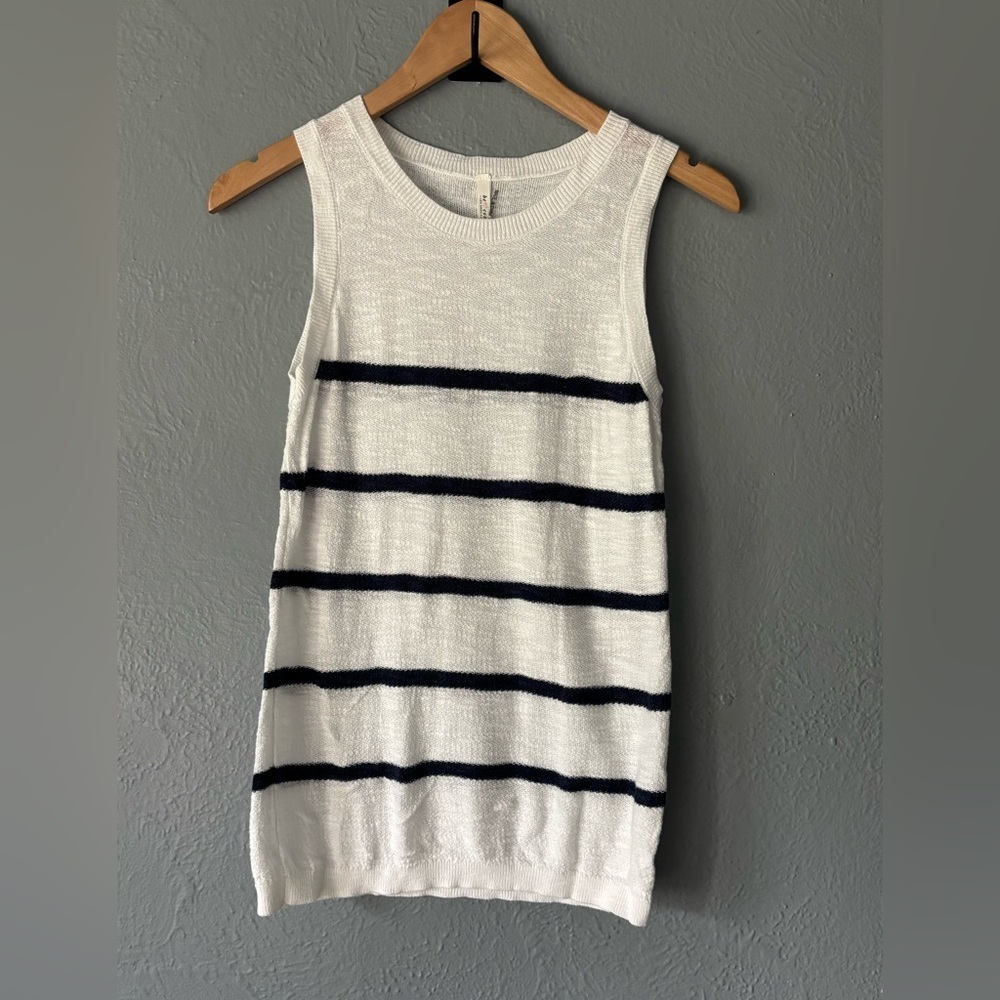 Be Cool Los Angeles Lightweight Knit Sweater Tank Navy Stripe S/M